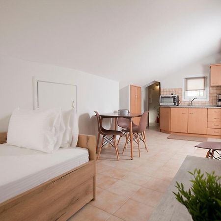 Seven Heaven Premium Suites Thessalonique Extérieur photo